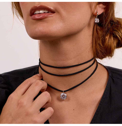 Collar Lazo Cordón con...