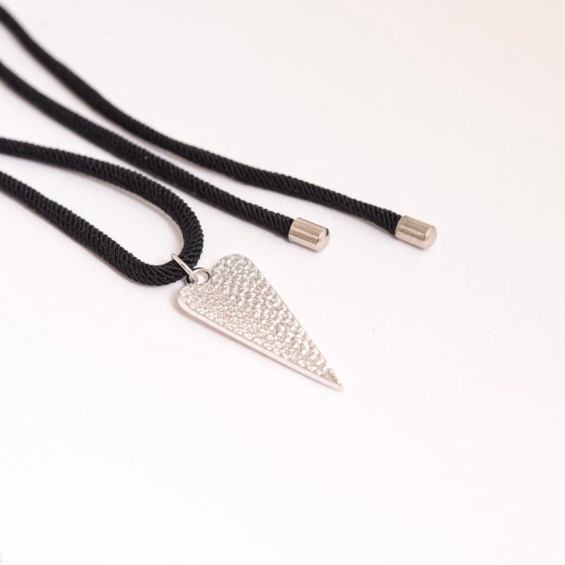 Collar Lazo Cordón con dije Corazón con circones Plata