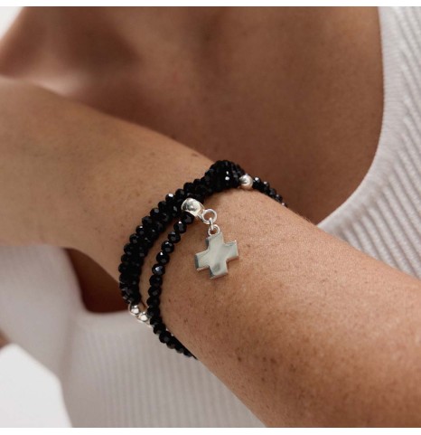 Pulsera con cierre iman, dije y bolitas de plata 925 combinada con cristales