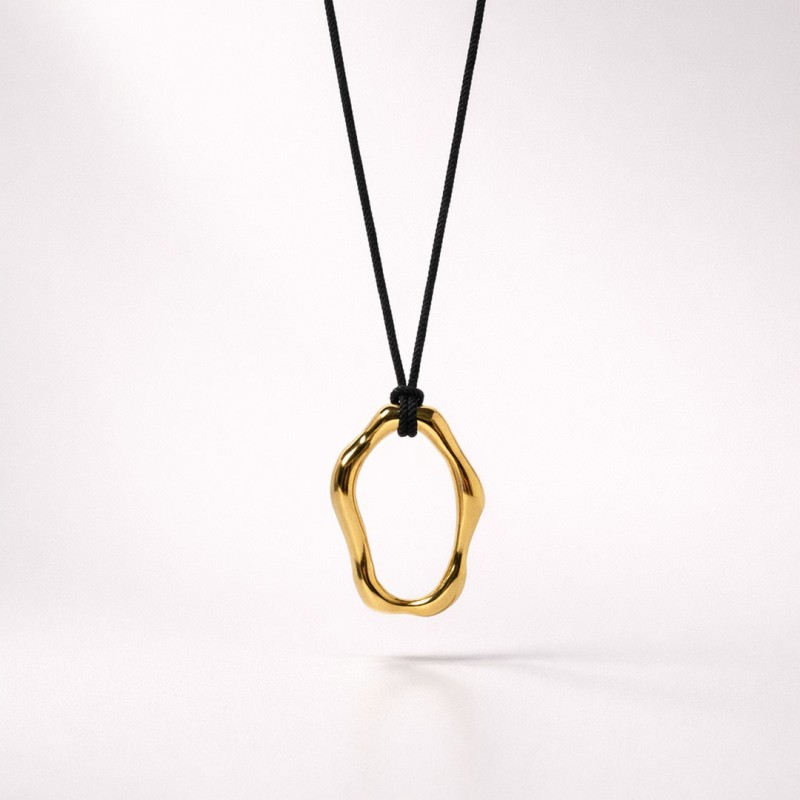 Collar Lazo Cordón con Arandela Orgánica II Dorada