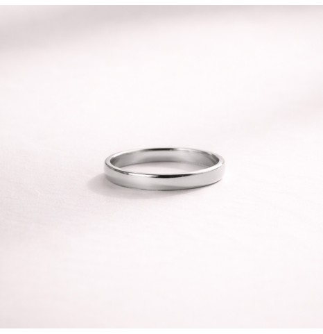 Alianza de oro blanco de 3mm estilo cinta, diseño minimalista y unisex.