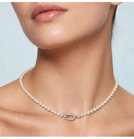 Collar de perlas con cierre mosquetón DD de diseño exclusivo en plata.