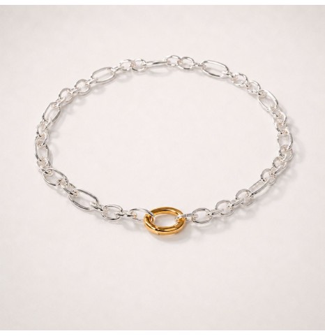 Cadena de eslabones con baño de plata y cierre oval mosqueton dorado