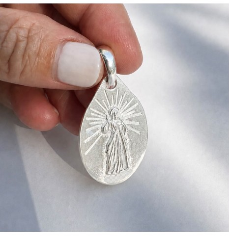 Dije VIrgen Medjugorje 3cms...