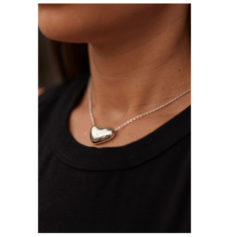 Collar habichuela grande...