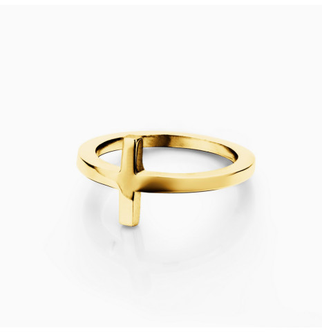 Anillo con forma de cruz en Plata de Ley dorada