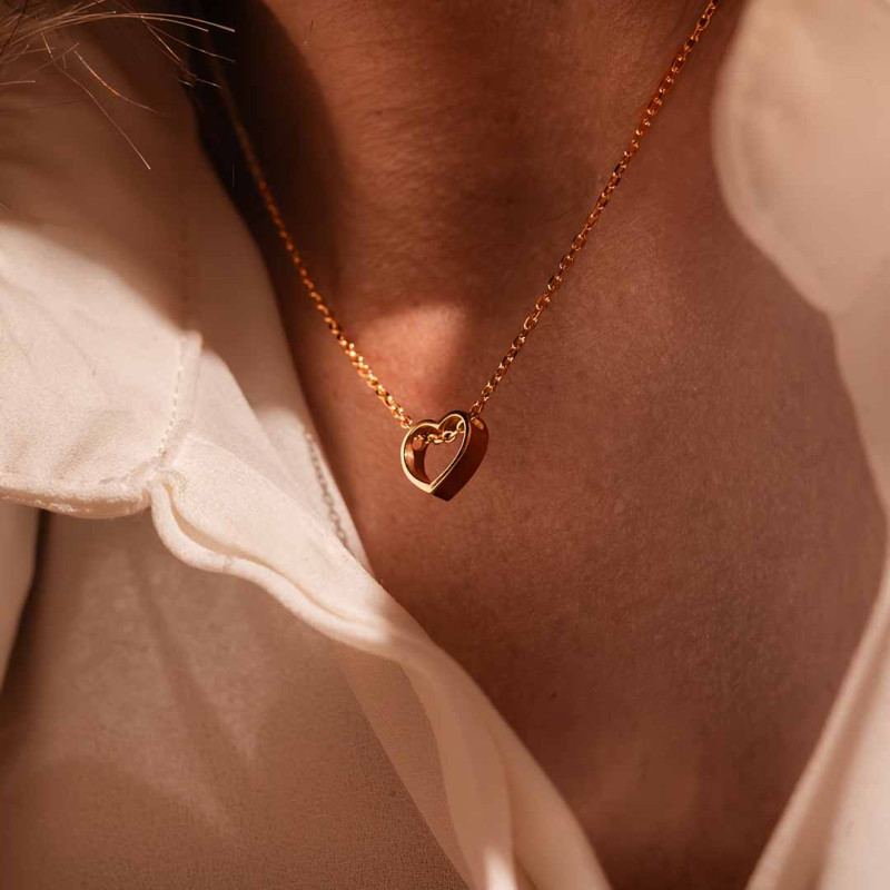 Collar de oro 18k corazón