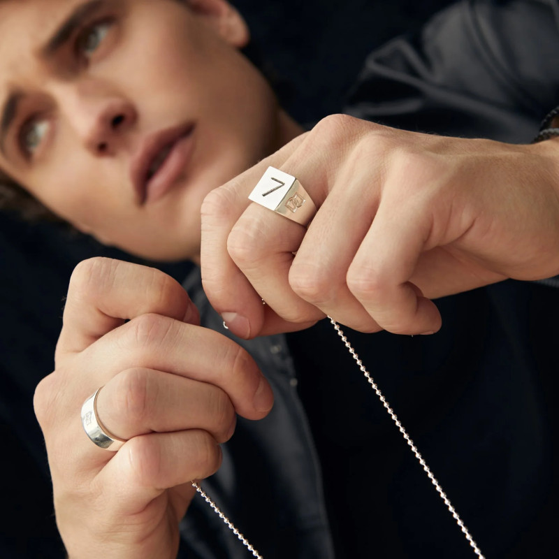 Anillo Sello Cuadrado DD Grabado Plata de ley Hombre