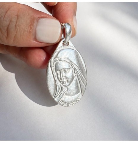 Dije VIrgen Medjugorje 3cms...